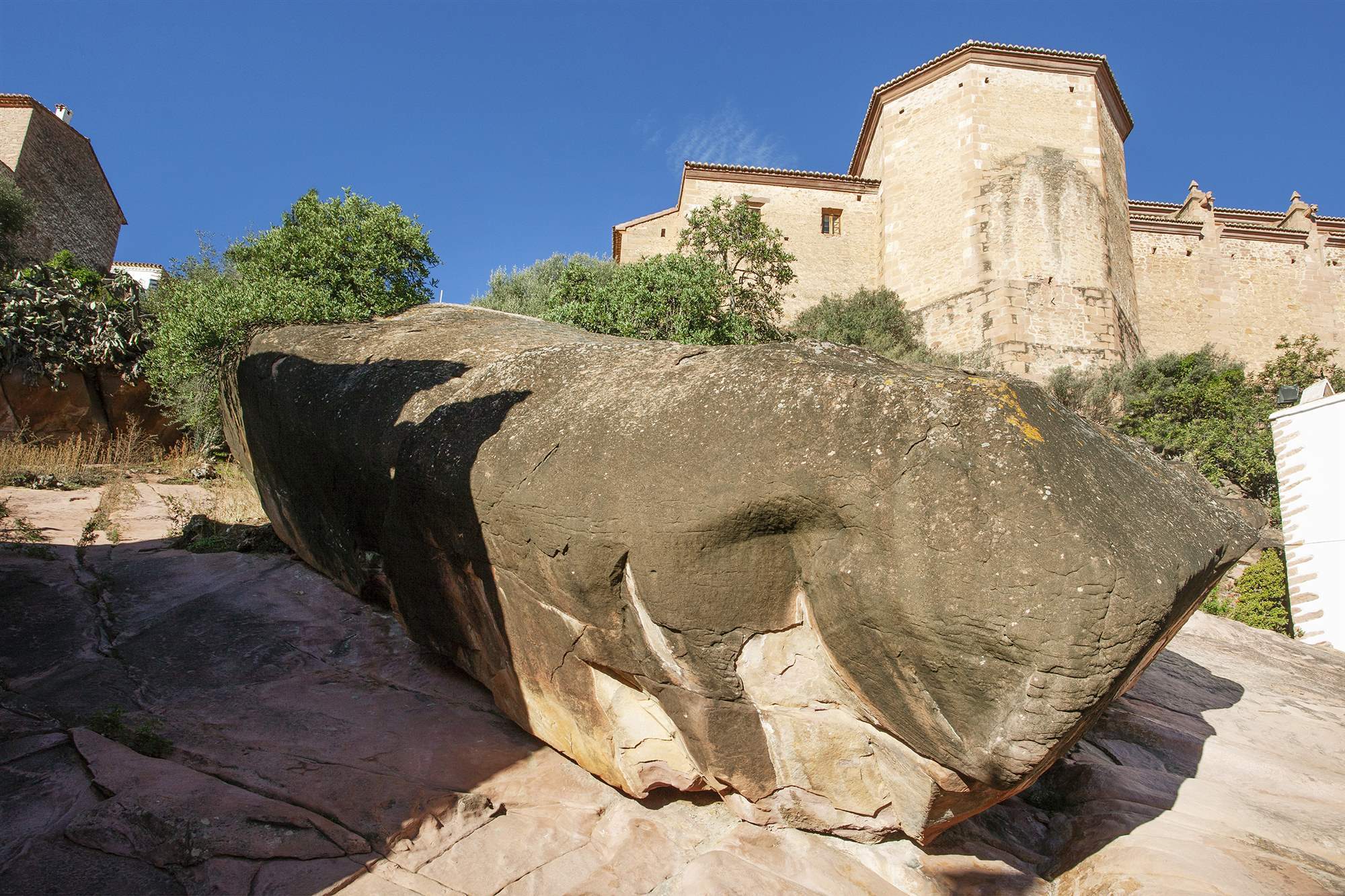 Roca Grosa vilafames Vilafamés, el pueblo de artistas escondido en Castellón