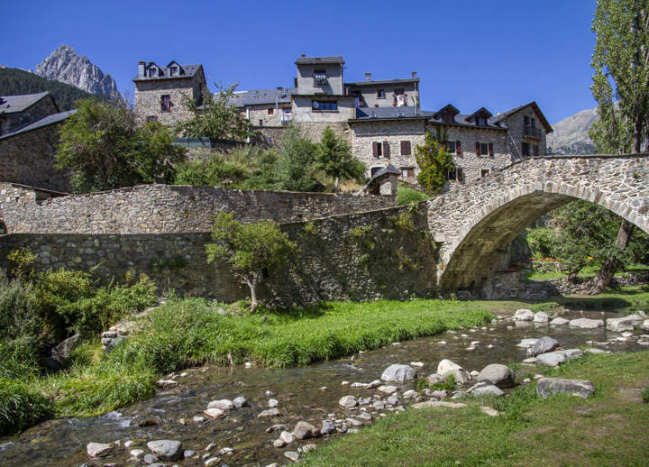 Donde Lo Raro Es Bello Los 13 Pueblos M s Curiosos De Espa a donde-lo-raro-es-bello-los-13-pueblos-m-s-curiosos-de-espa-a