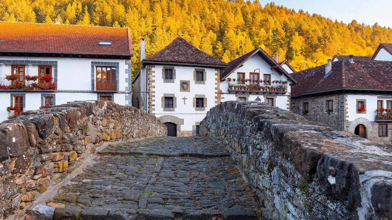 Este es el pueblo más bonito al que viajar en octubre según Viajes National Geographic