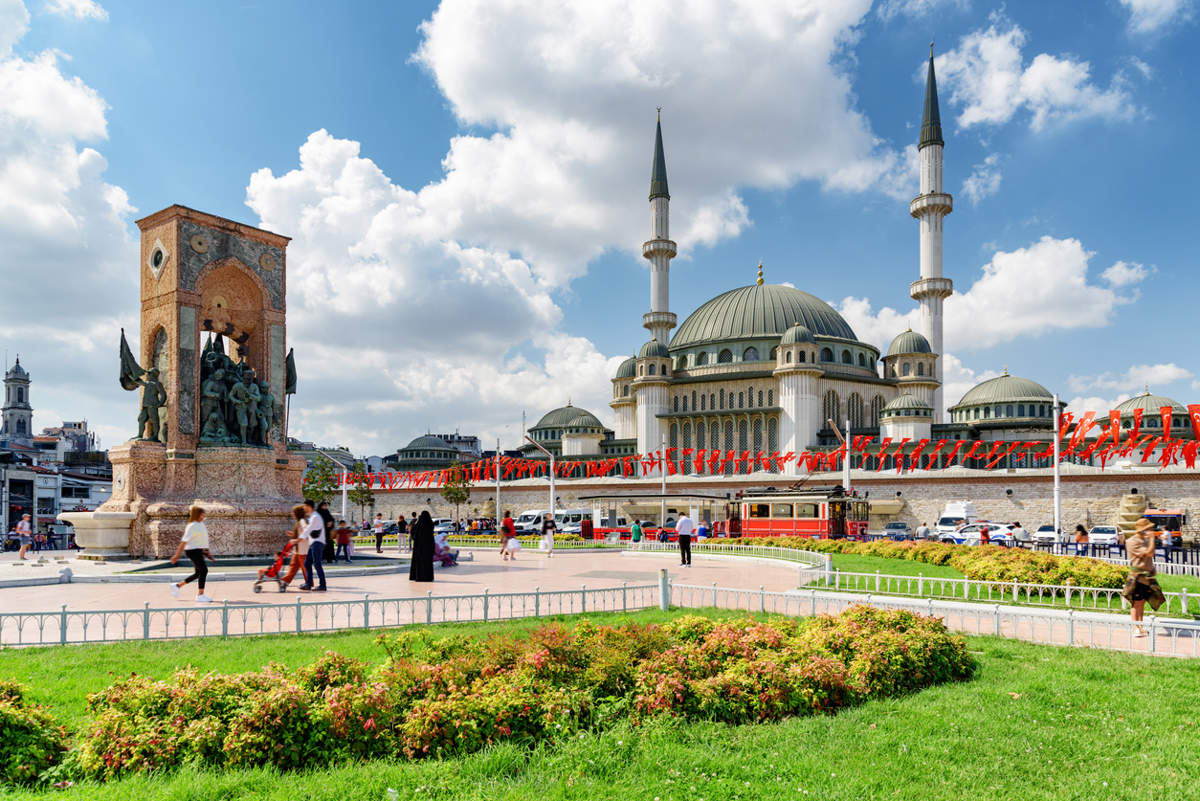 PLAZA DE TAKSIM