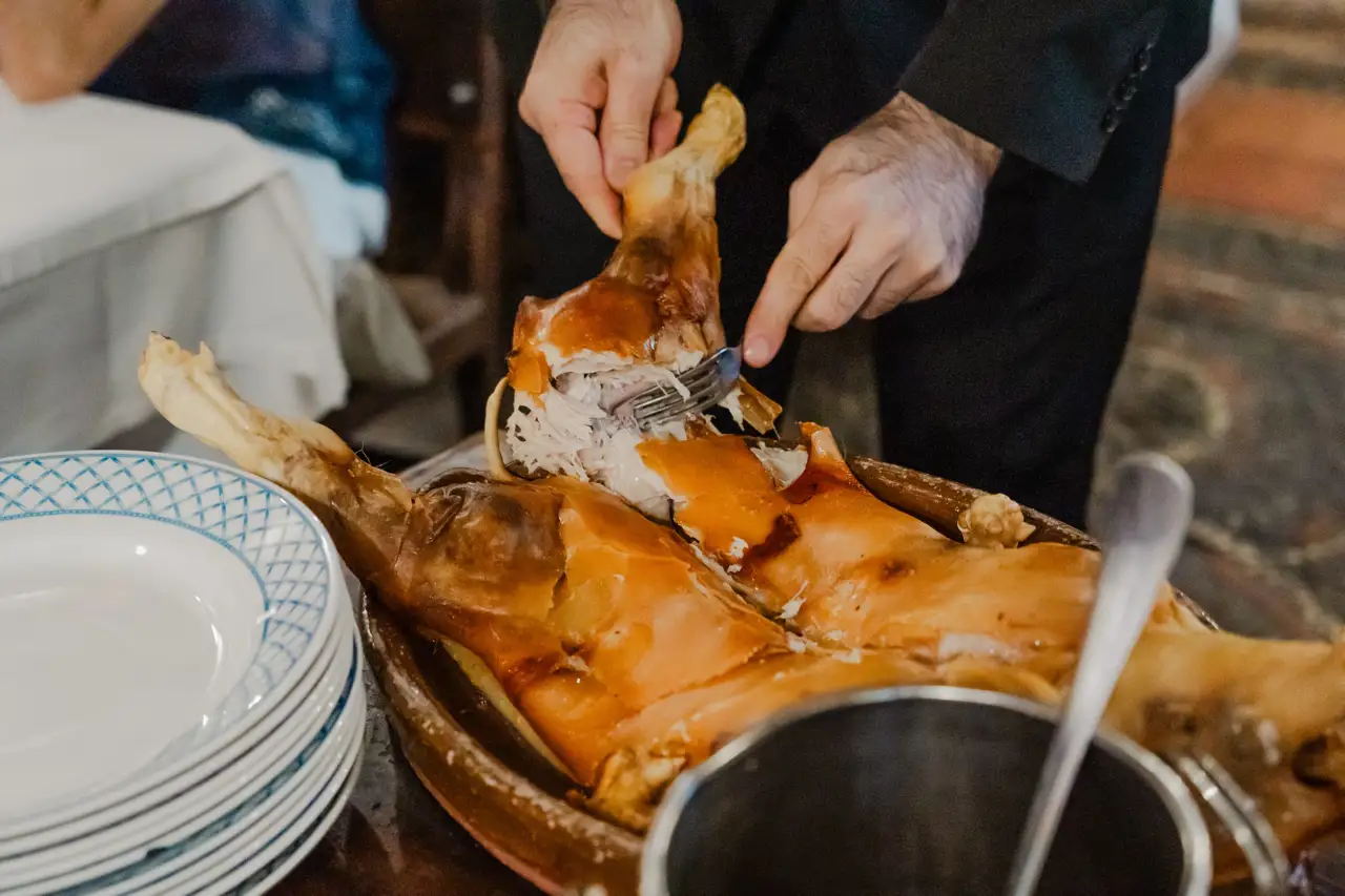 Mejor Restaurante Cochinillo Segovia Ocho restaurantes donde comer el mejor cochinillo asado en Segovia