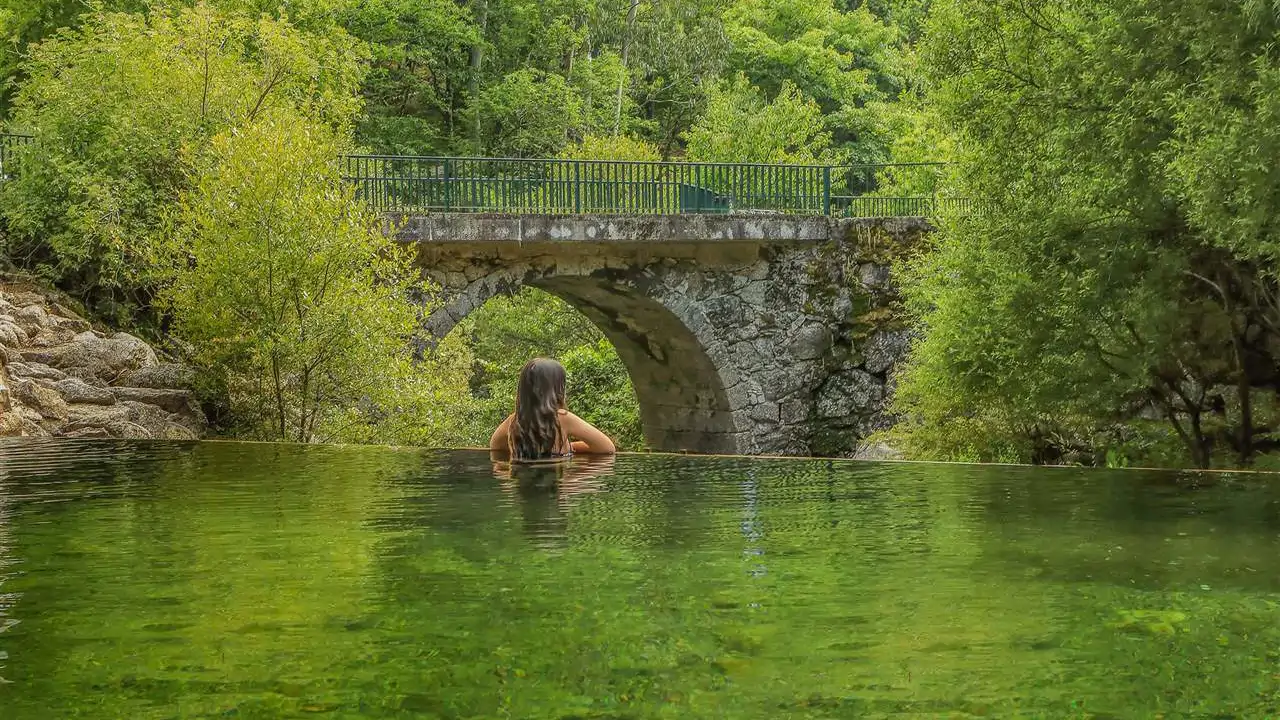 El pueblo del corazón de Portugal repleto de piscinas naturales