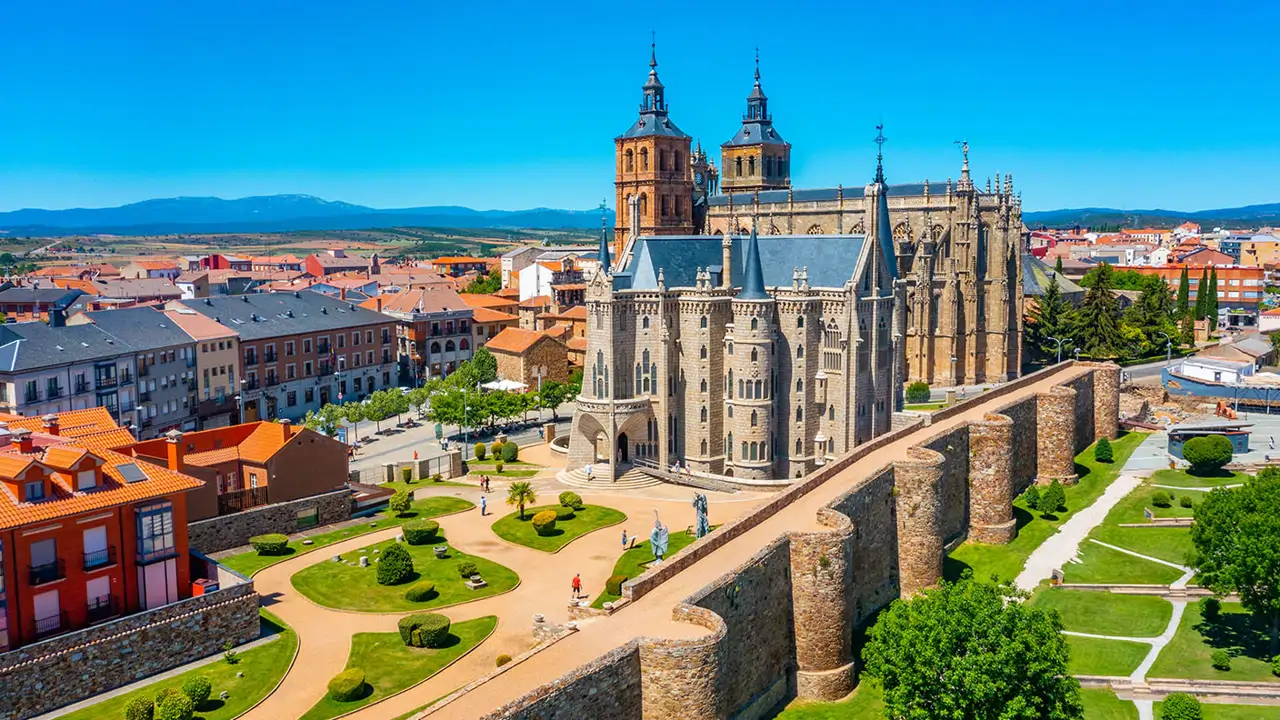 La prensa británica destaca este pueblo de Castilla y León por su gastronomía de siempre: "Está preparado para impresionar incluso a los paladares más exigentes"