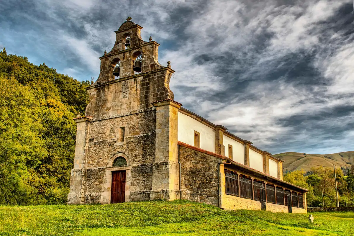 Selaya El Monumental Pueblo De Cantabria Que Se Esconde Entre Palacios 