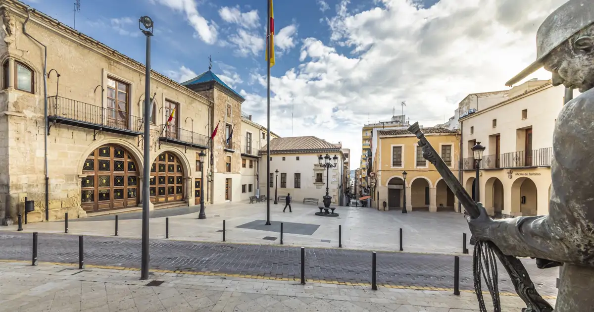 “Esta es la vieja España, legendaria, heroica”